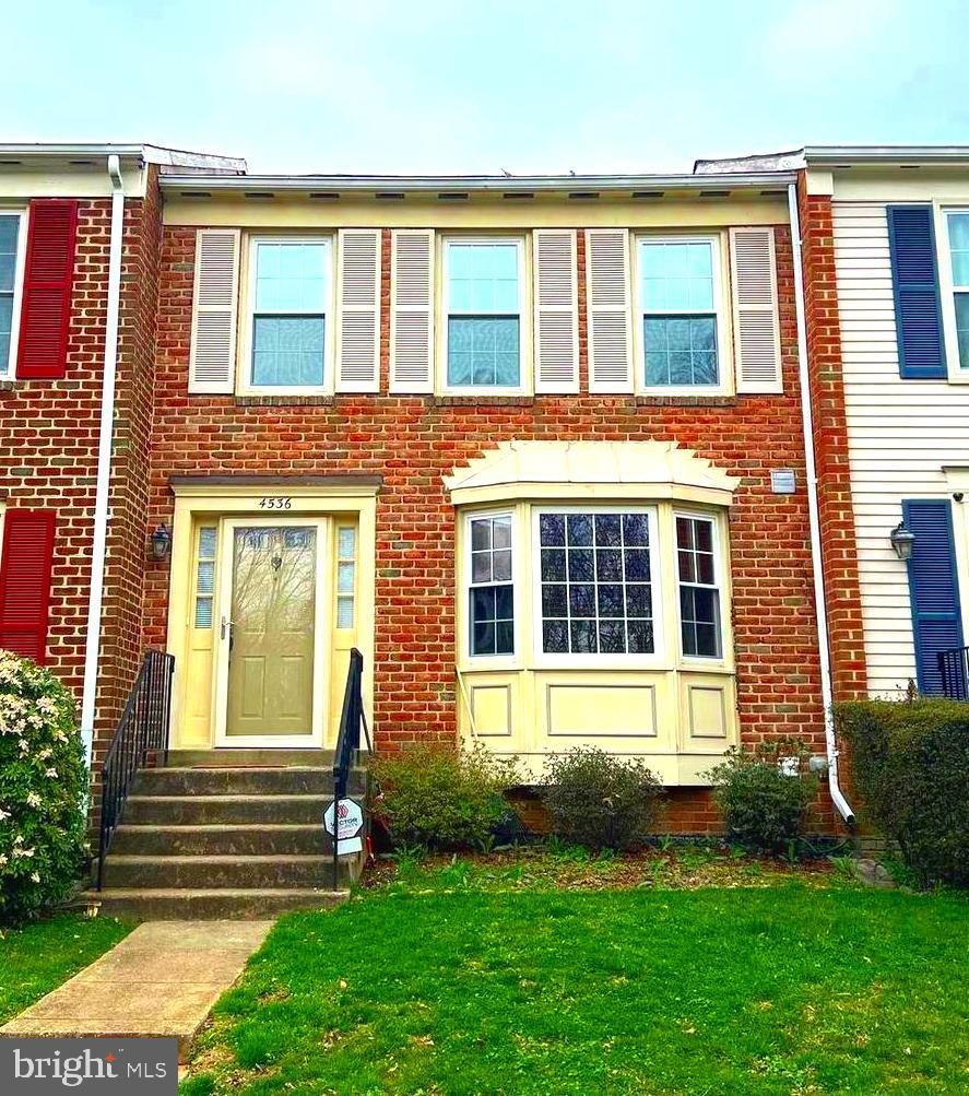 PINECREST - Residential Lease