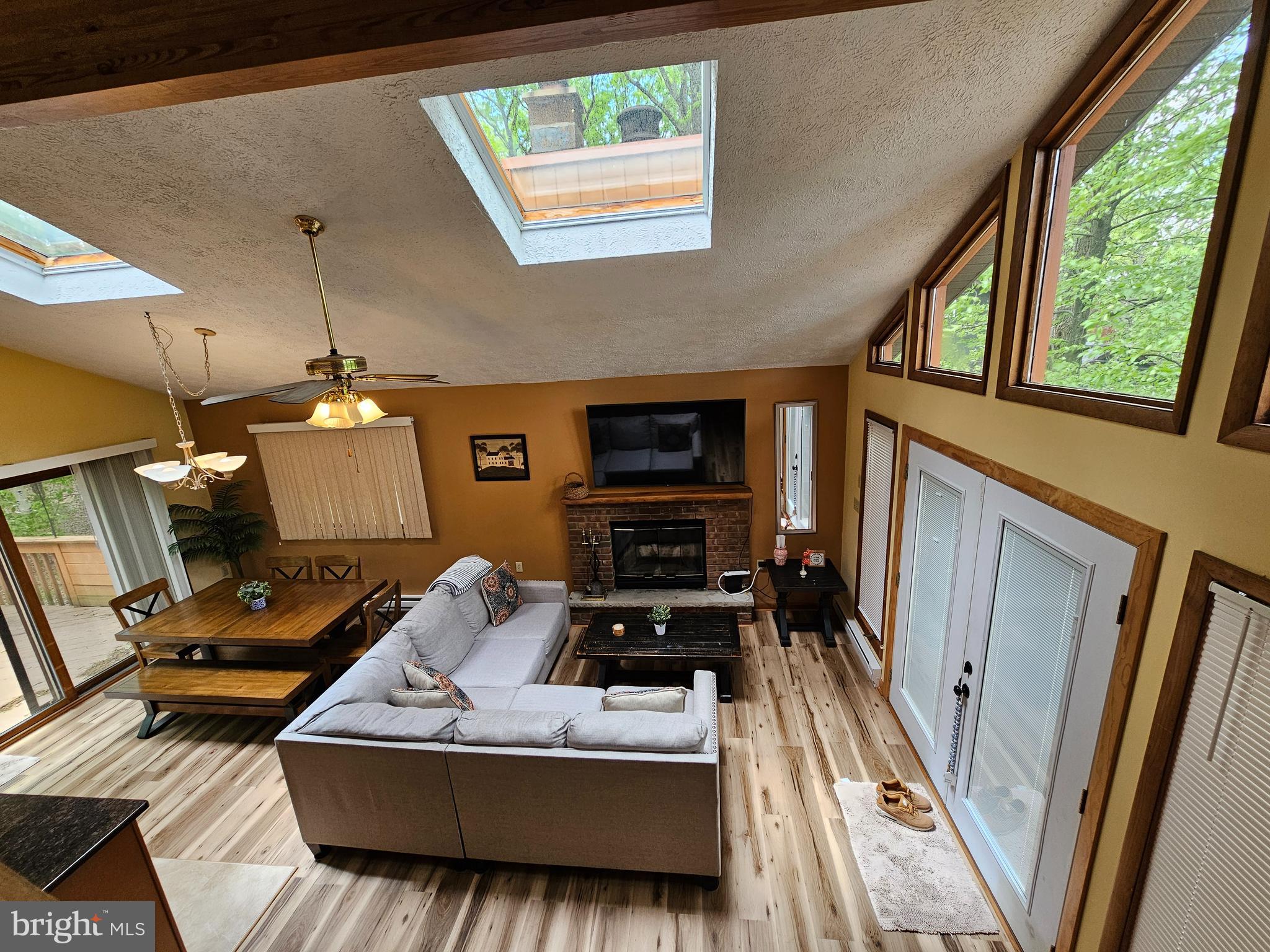 PENN ESTATES - Residential