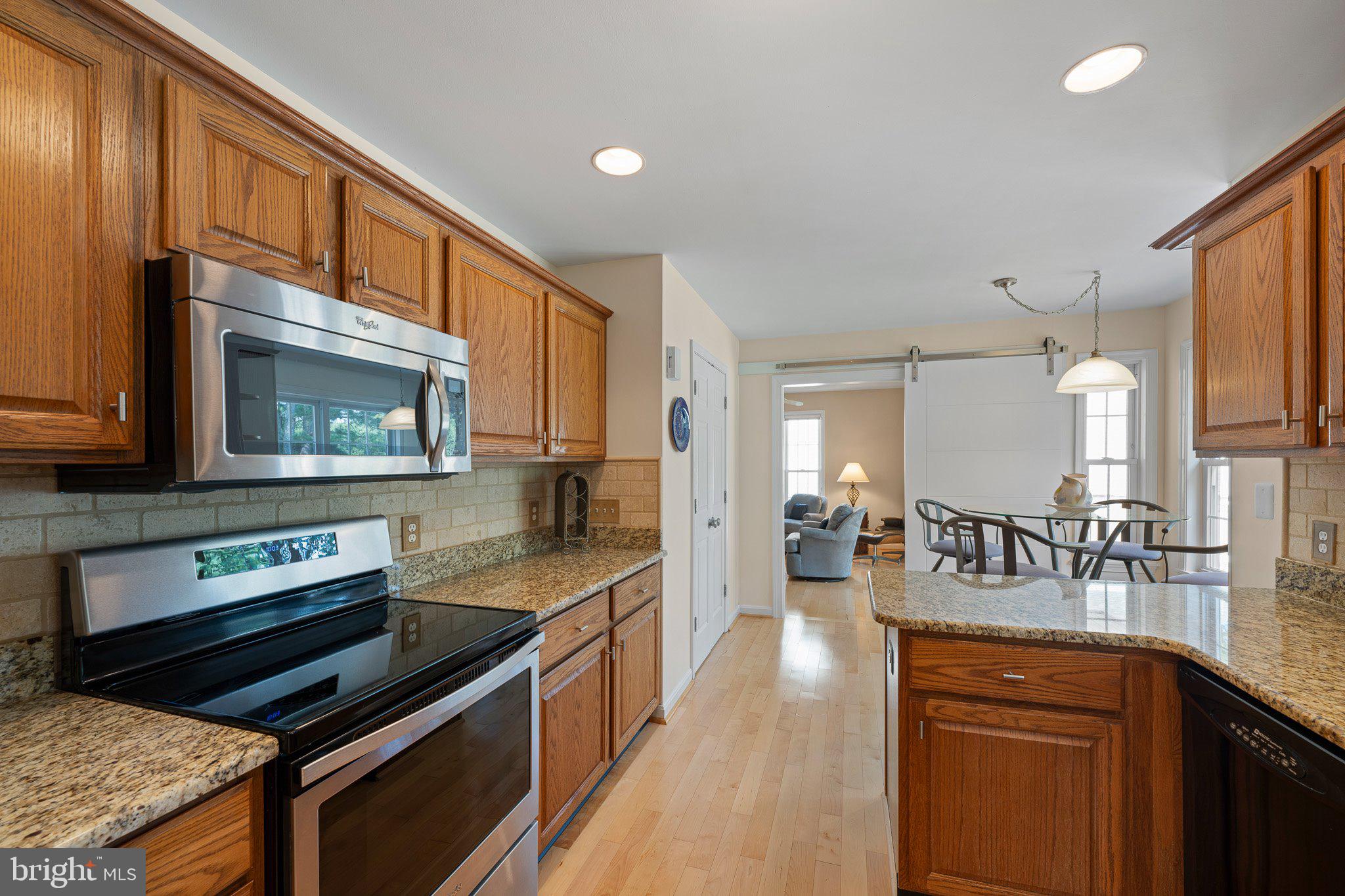 SALT POND - Residential