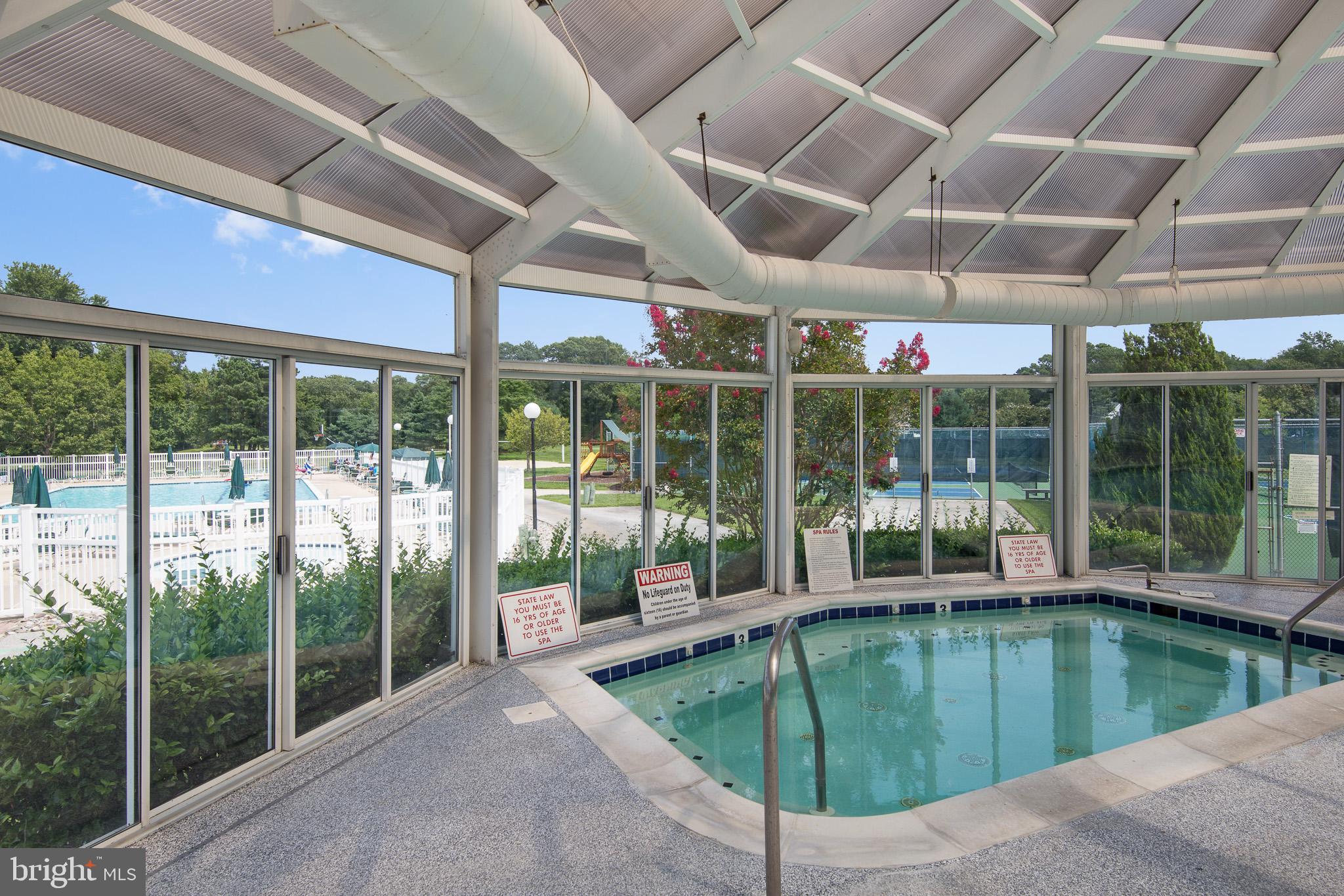 SALT POND - Residential