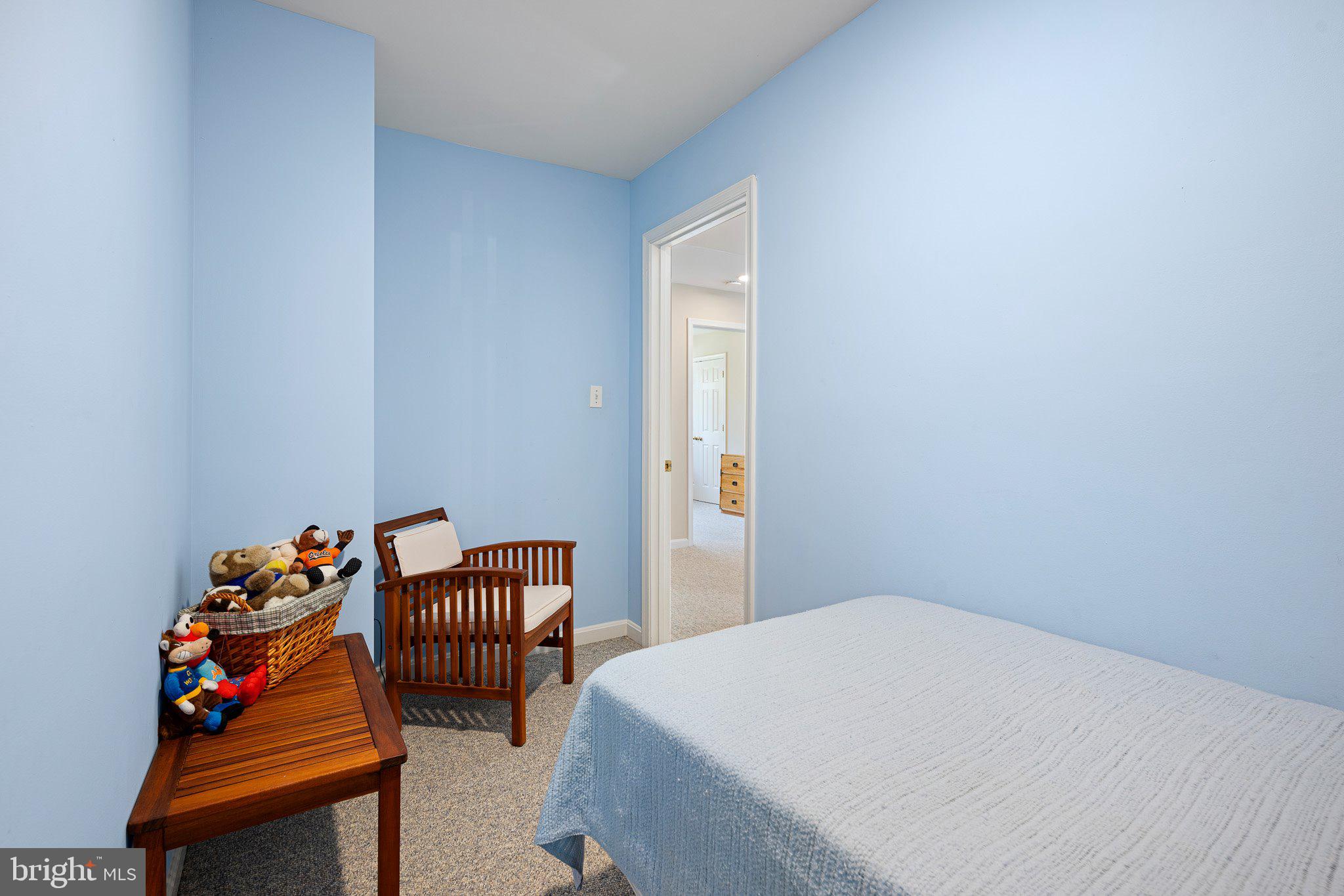 SALT POND - Residential