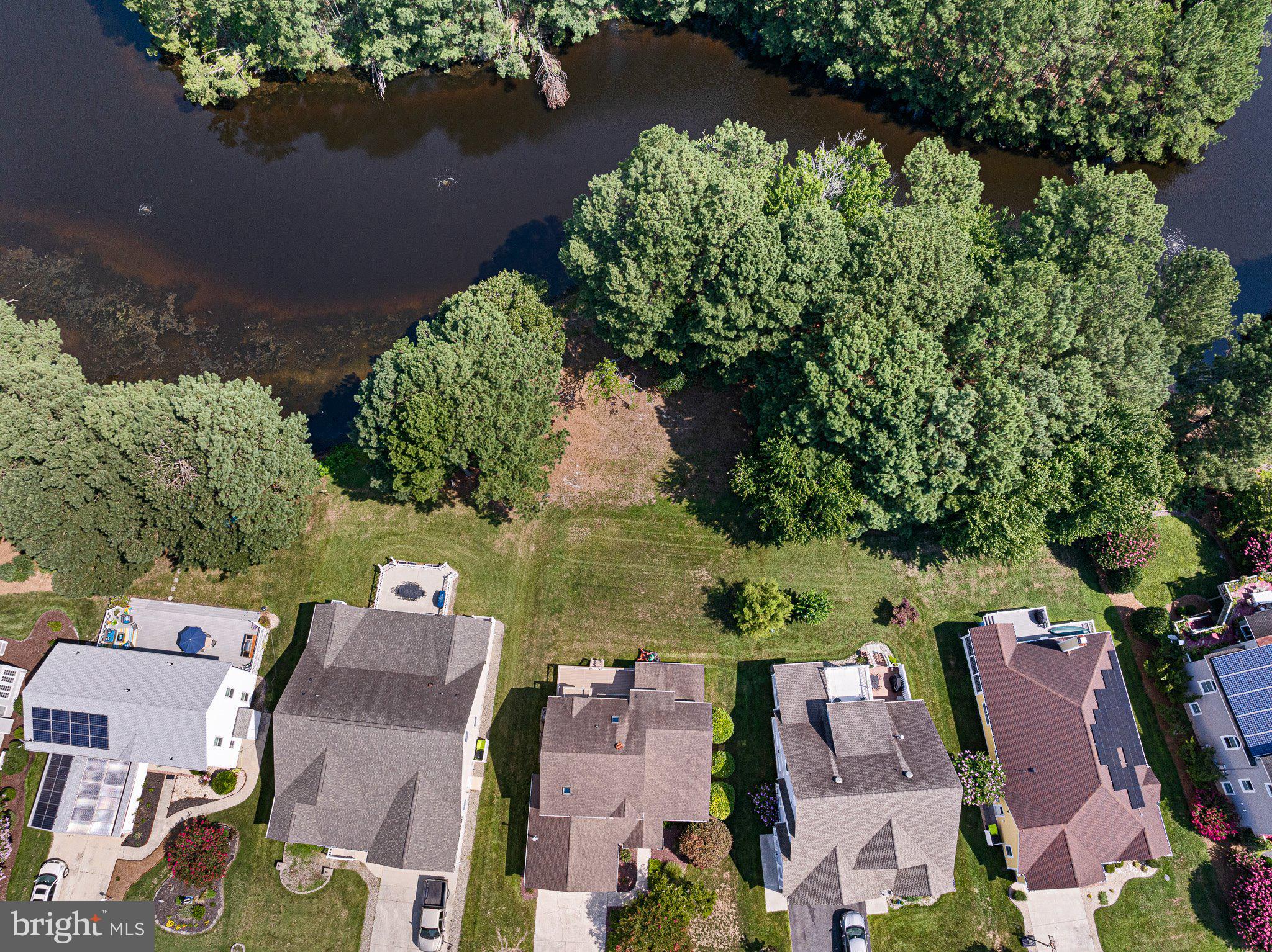 SALT POND - Residential