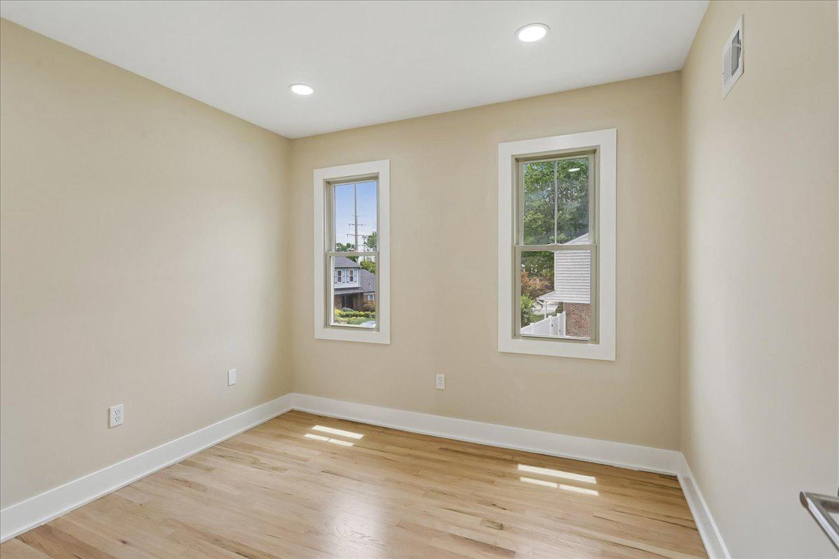 REGENCY ESTATES - Residential