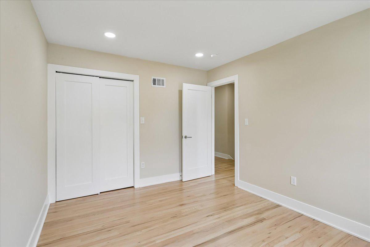 REGENCY ESTATES - Residential