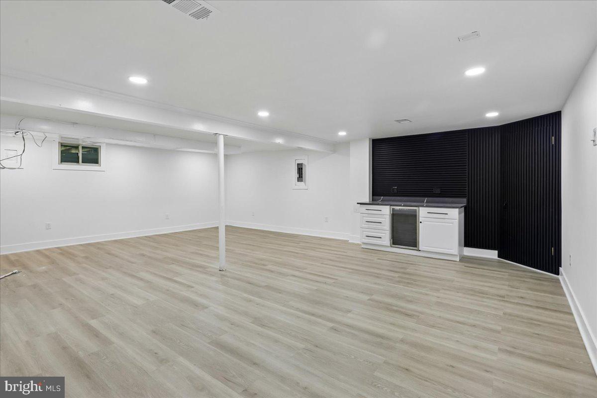 REGENCY ESTATES - Residential