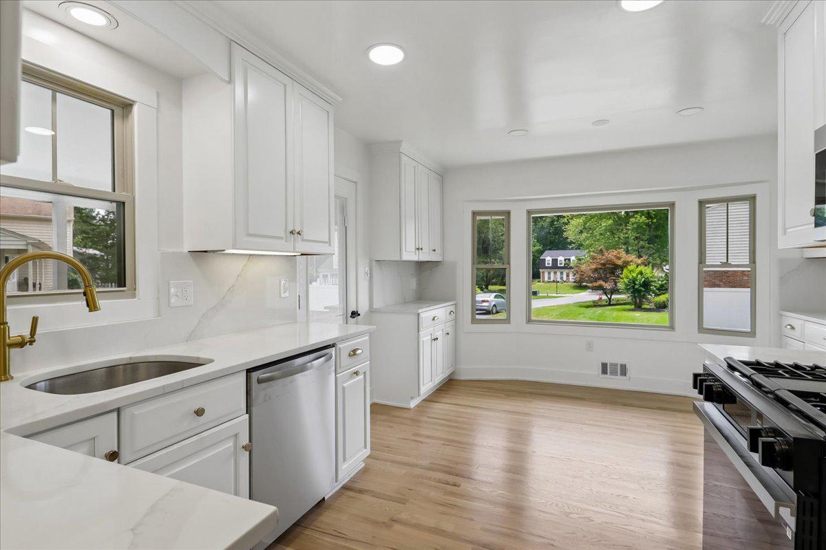 REGENCY ESTATES - Residential