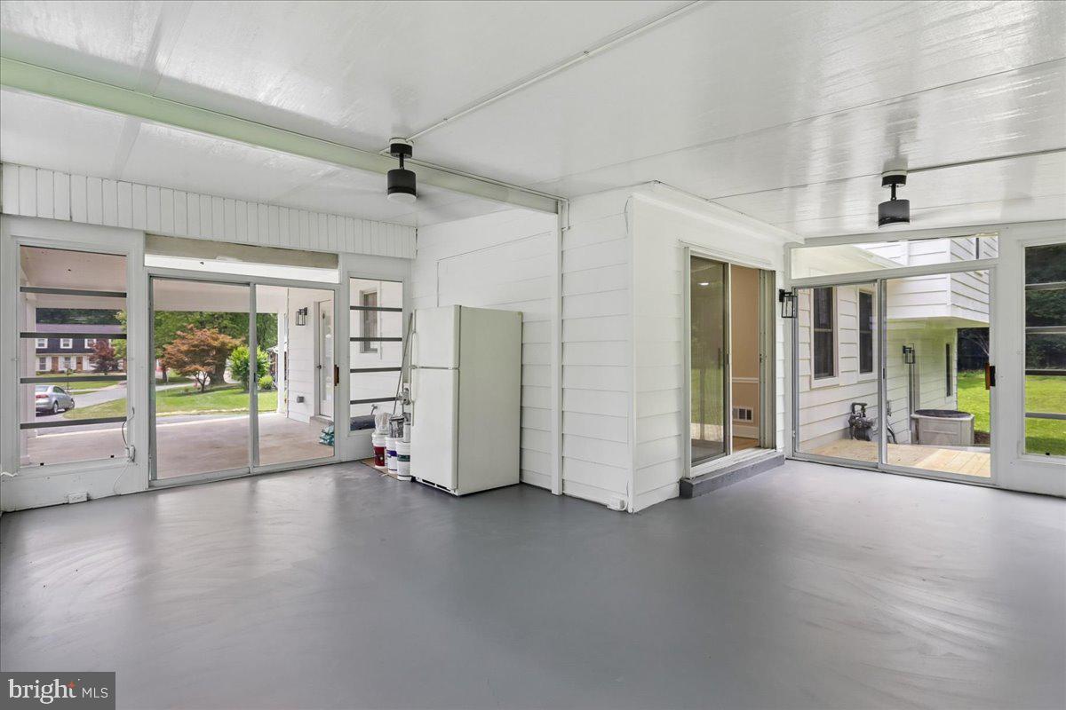 REGENCY ESTATES - Residential