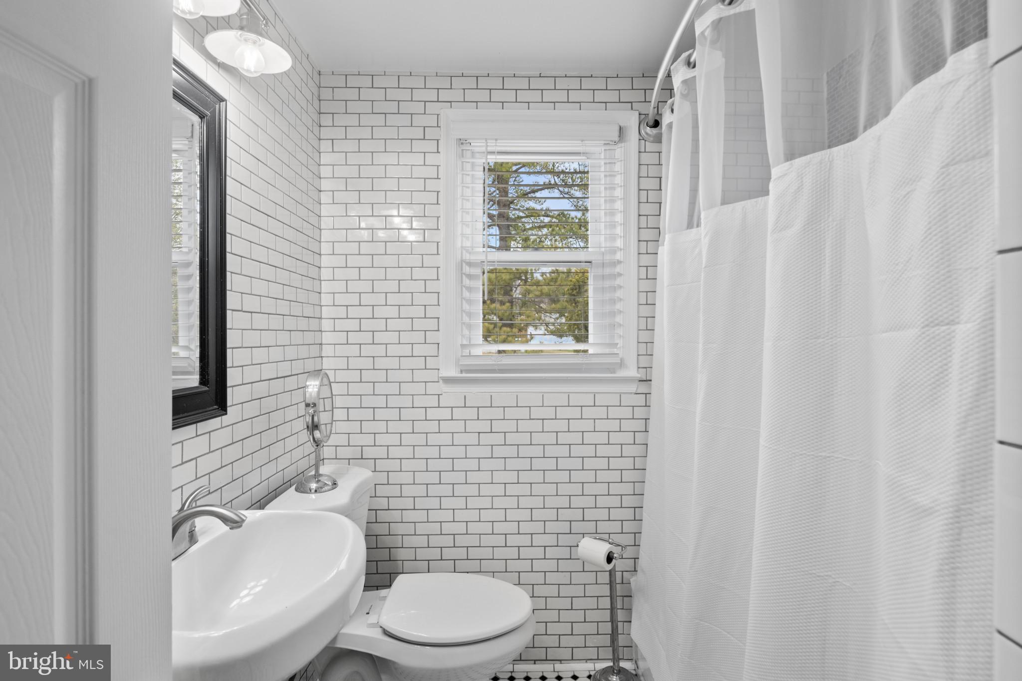 ROSELAND HEIGHTS - Residential