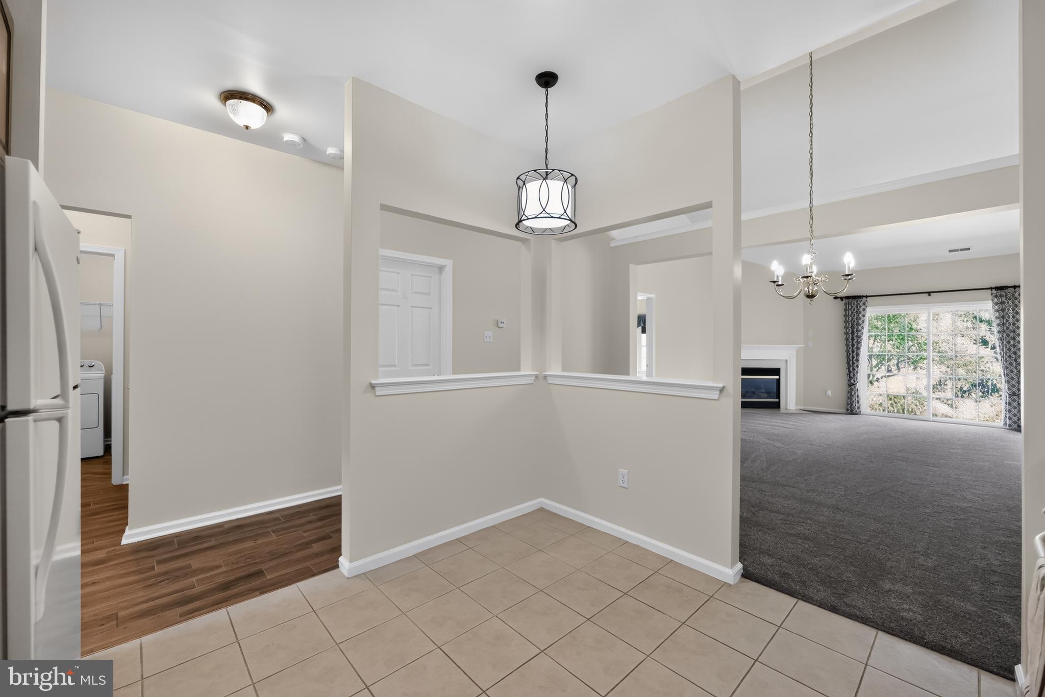 CREEKSIDE VILLAGE - Residential