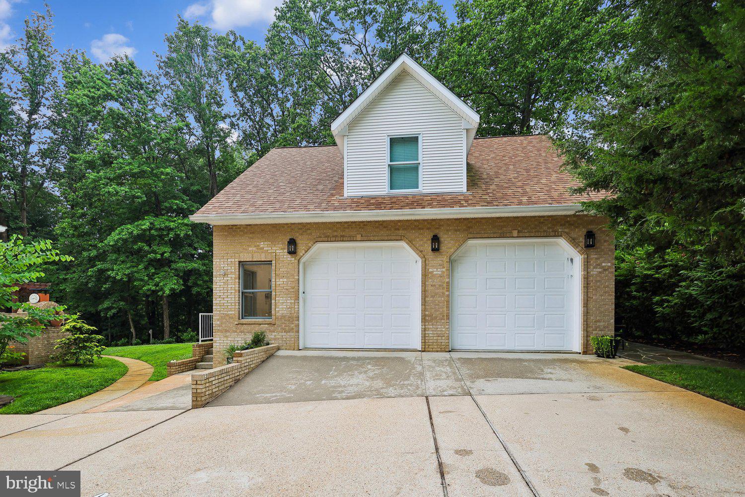 LOCKSLEY - Residential