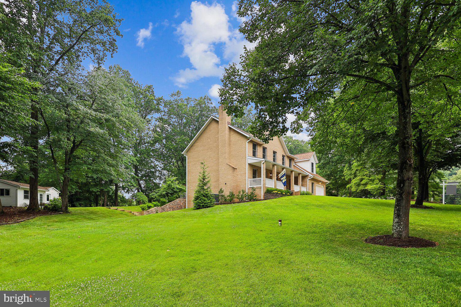 LOCKSLEY - Residential