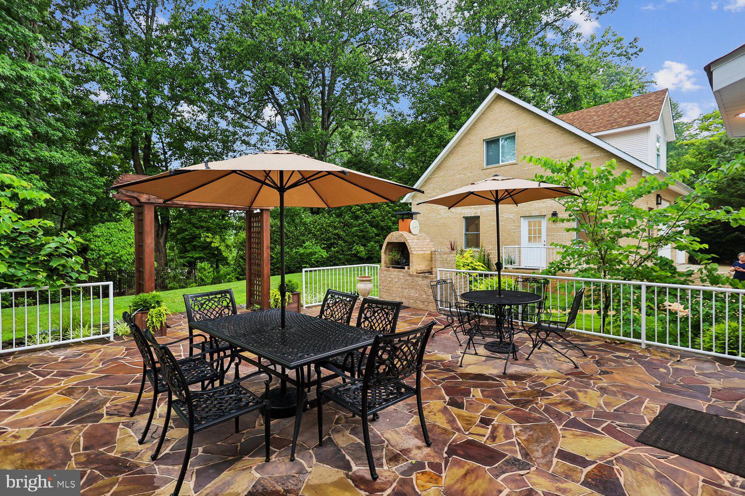 LOCKSLEY - Residential