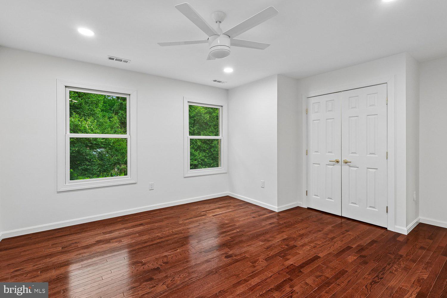 LOCKSLEY - Residential