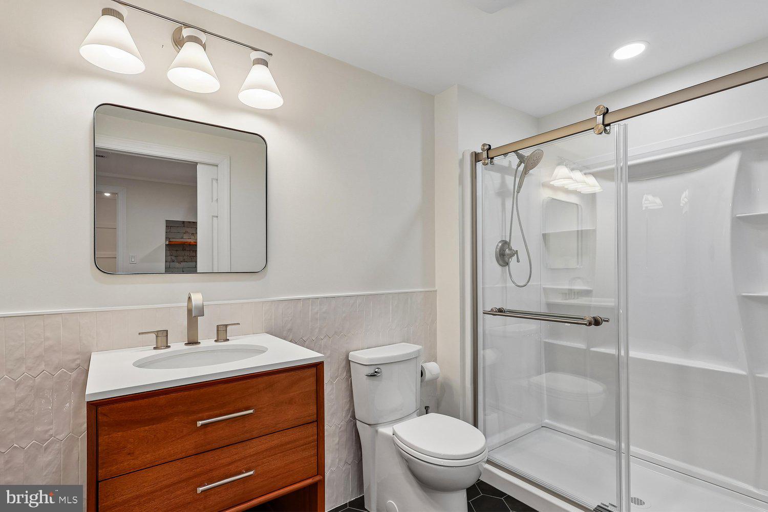 LOCKSLEY - Residential