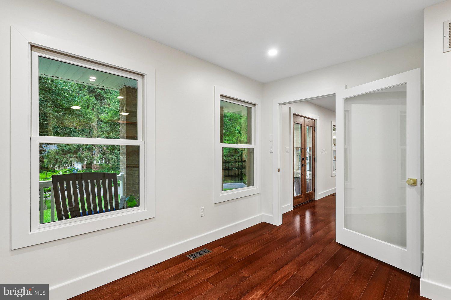 LOCKSLEY - Residential