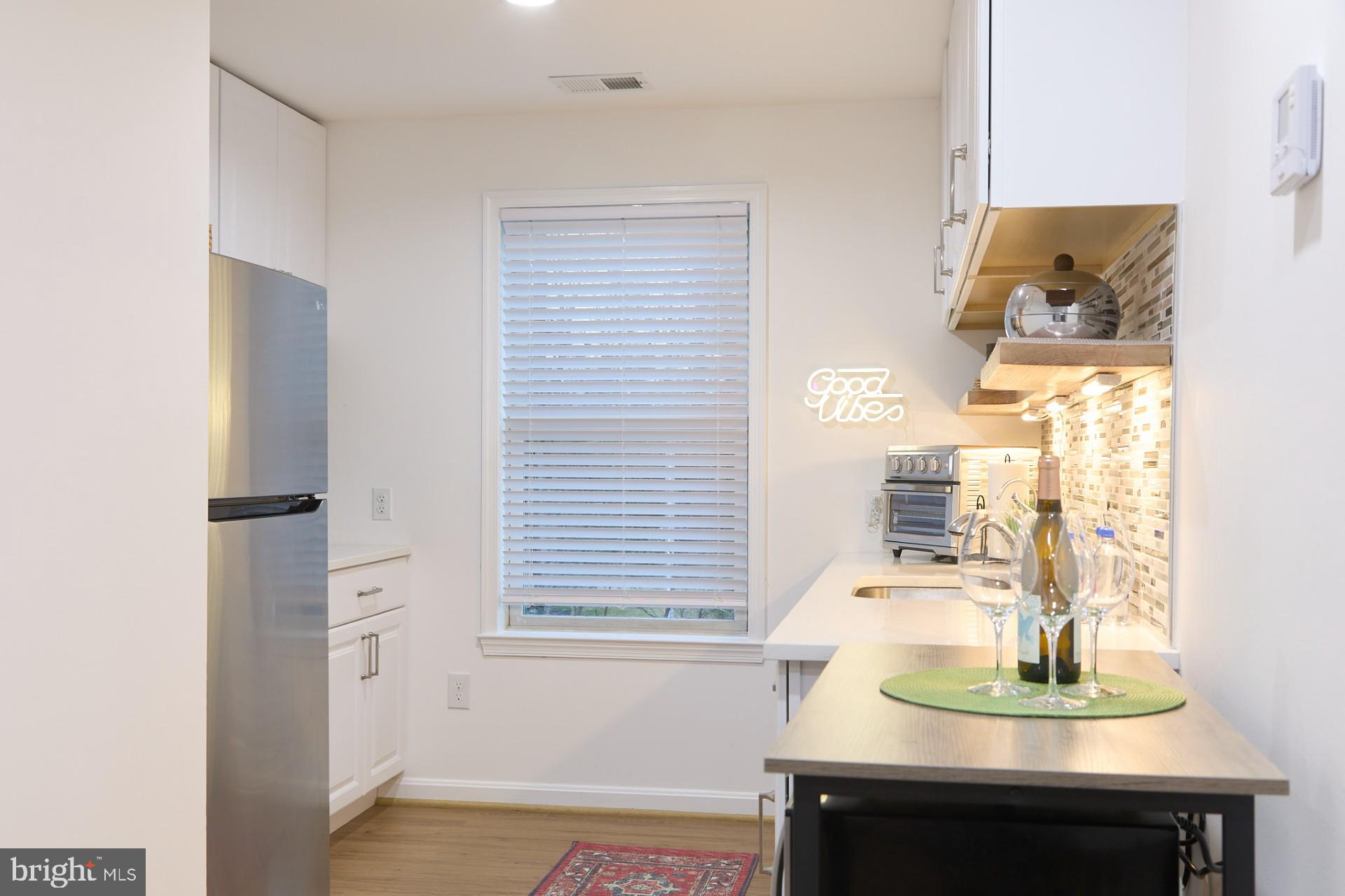 LOCKSLEY - Residential