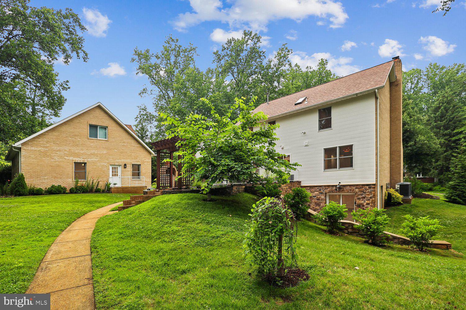 LOCKSLEY - Residential
