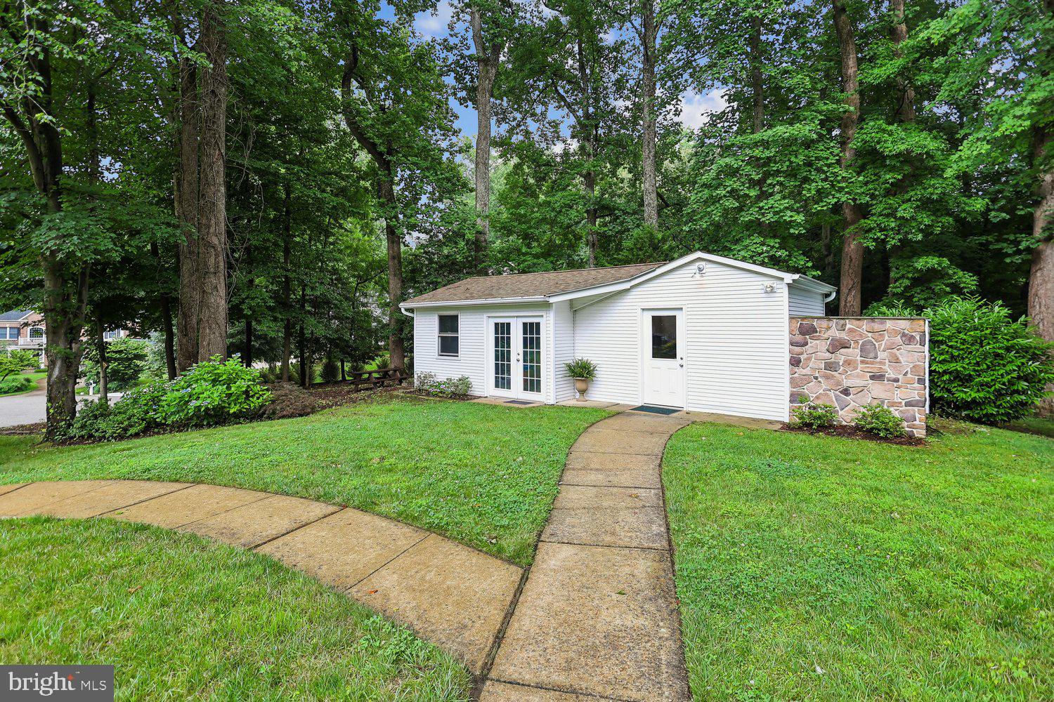 LOCKSLEY - Residential