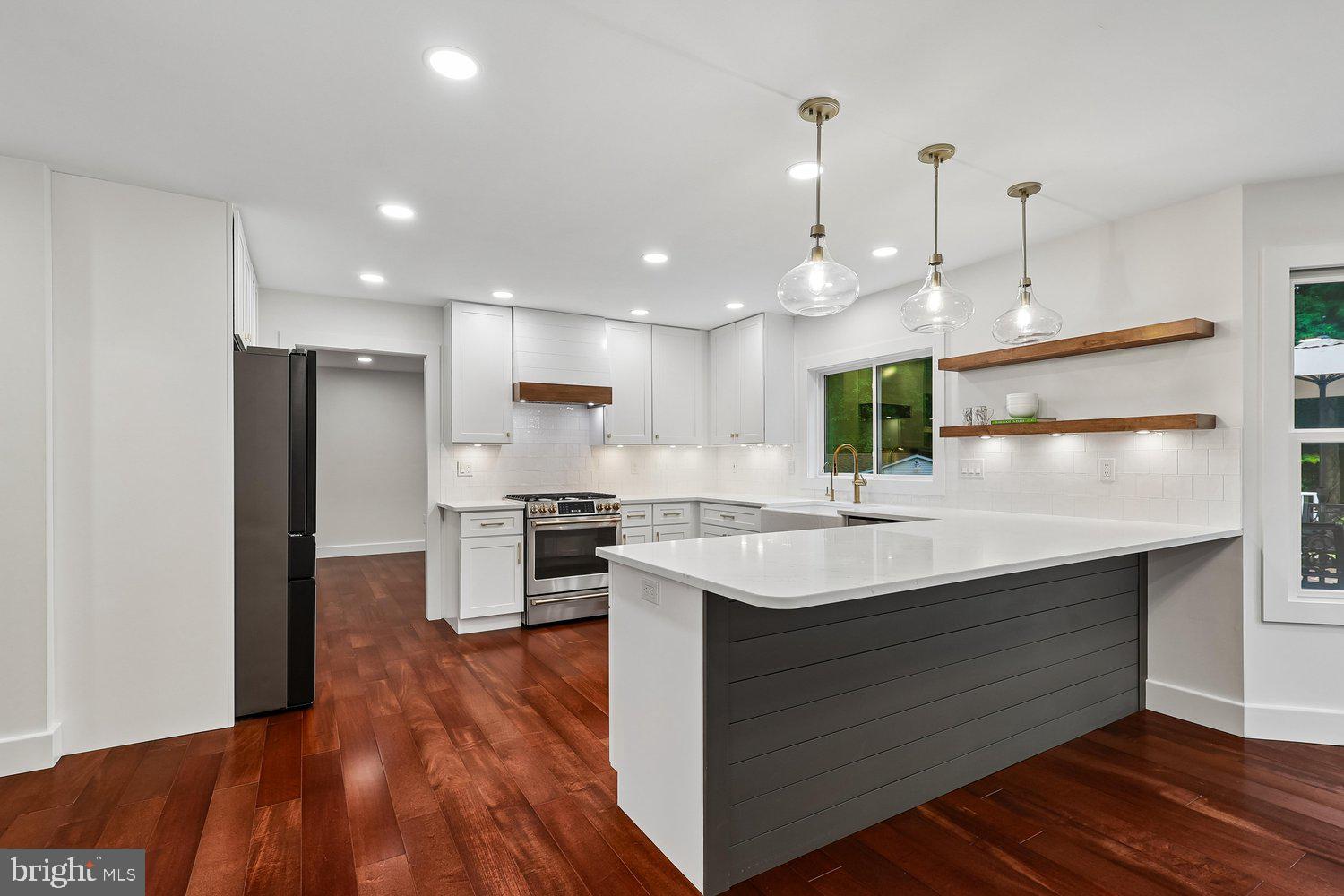 LOCKSLEY - Residential