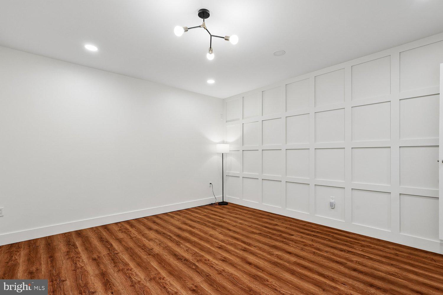 LOCKSLEY - Residential