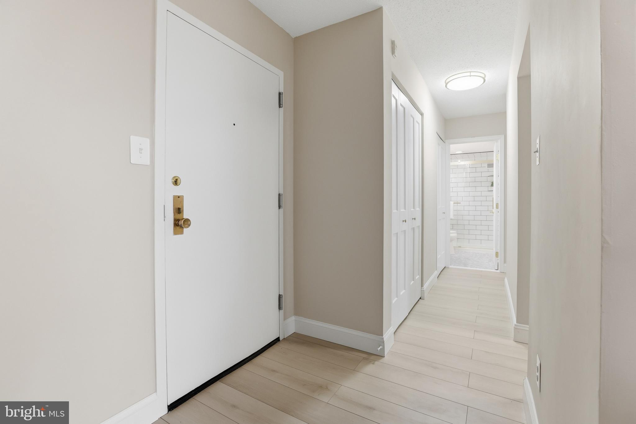 IDYLWOOD TOWERS CONDO - Residential