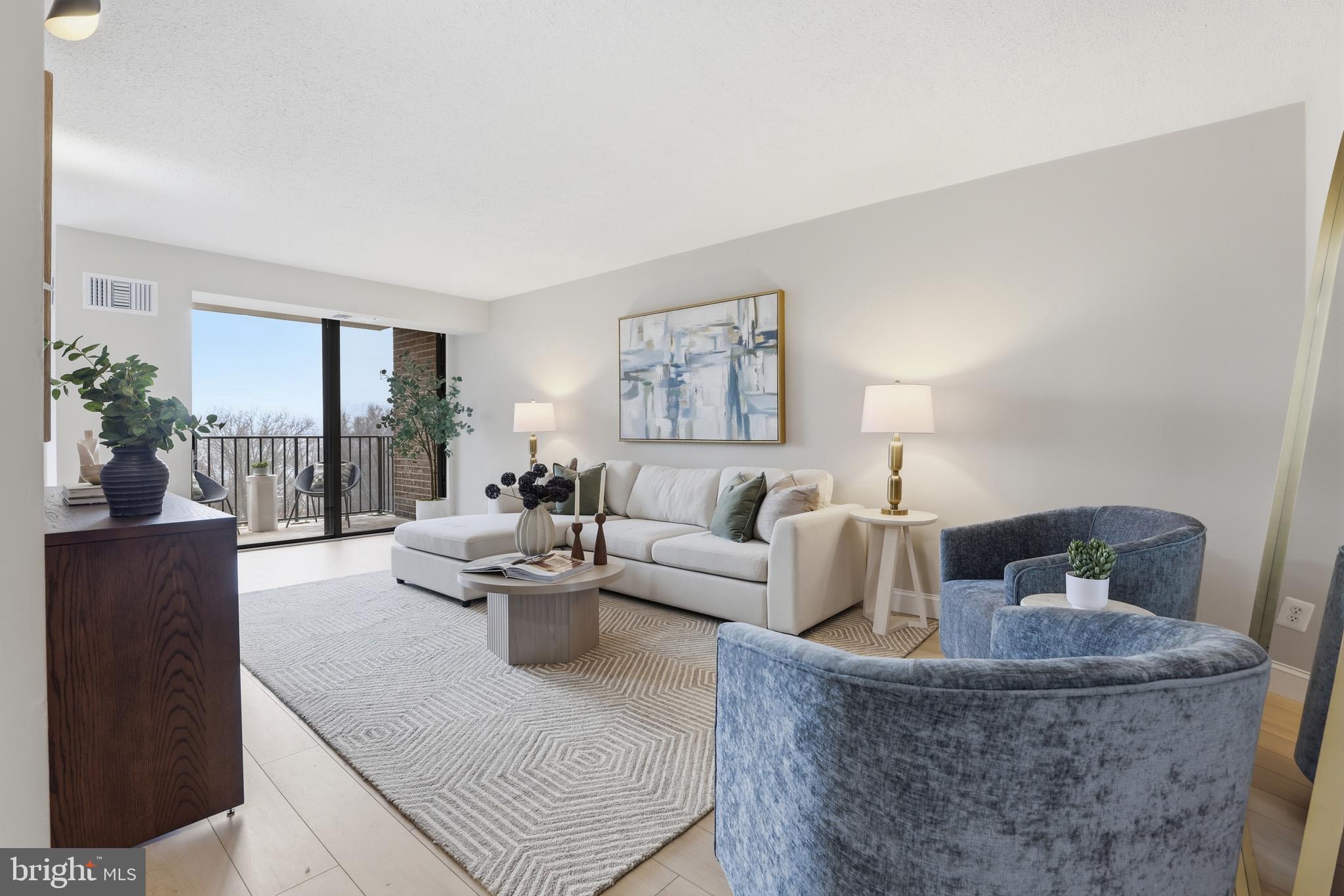 IDYLWOOD TOWERS CONDO - Residential