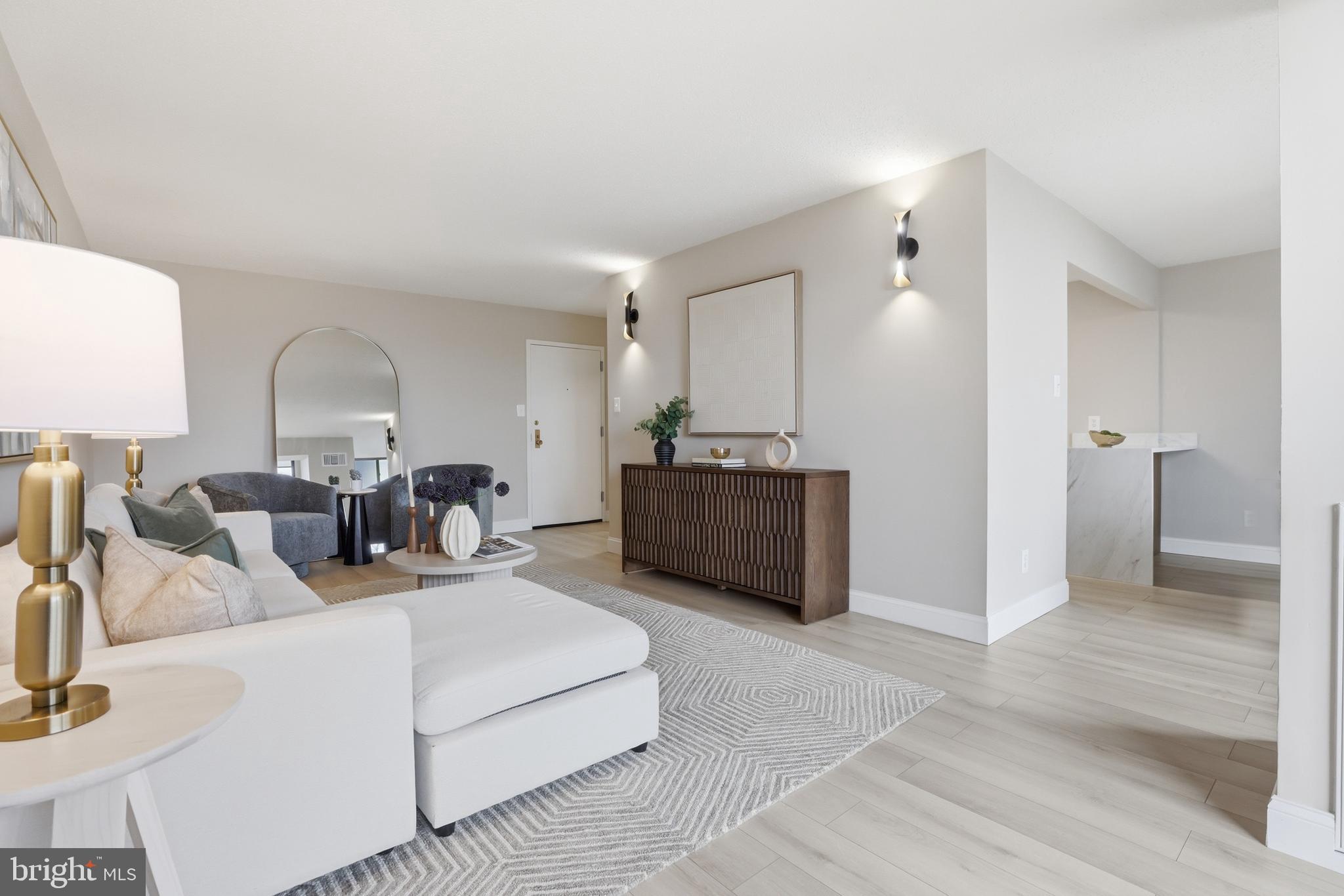 IDYLWOOD TOWERS CONDO - Residential