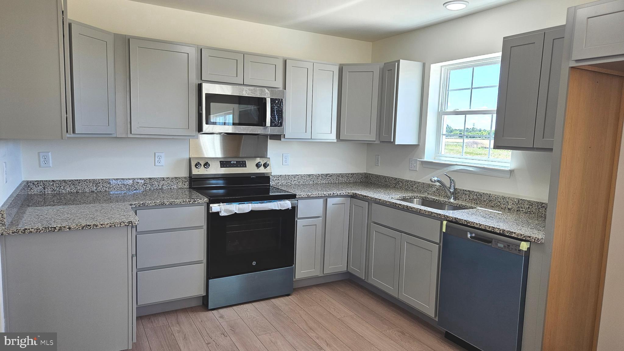 CENTERVILLE - Residential