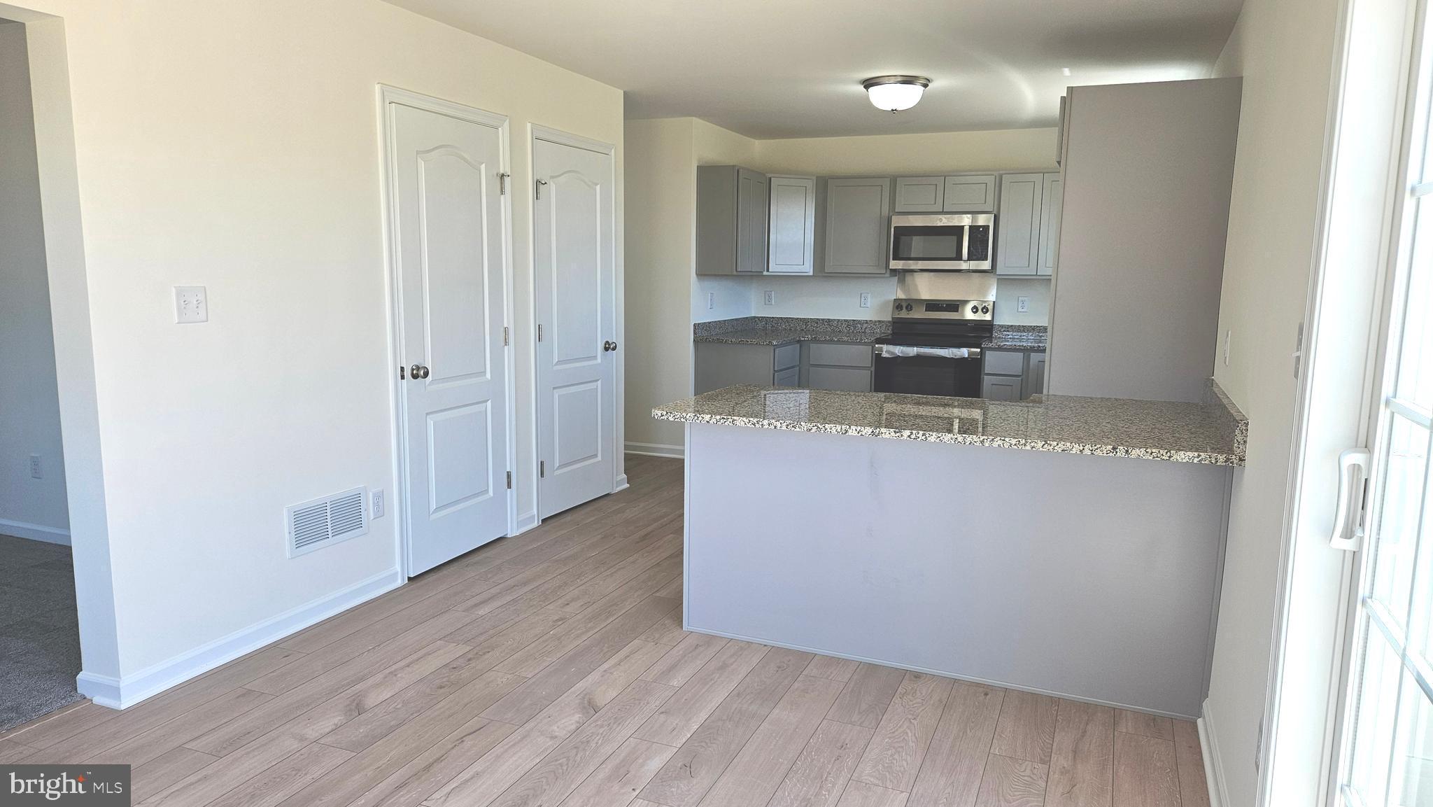 CENTERVILLE - Residential