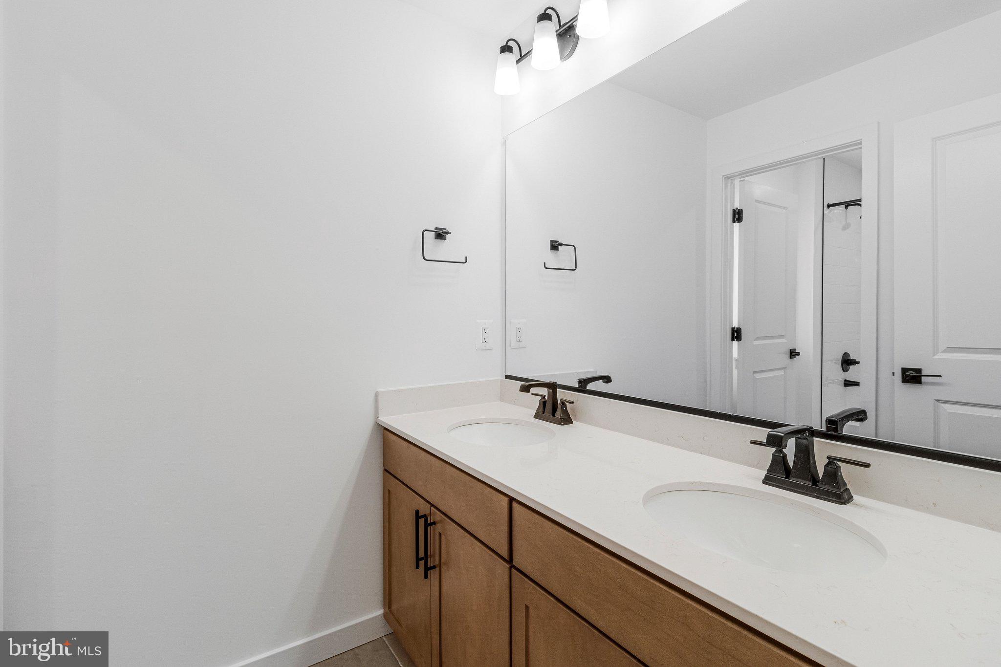 ENCLAVE AT ARUNDEL HILLS - Residential