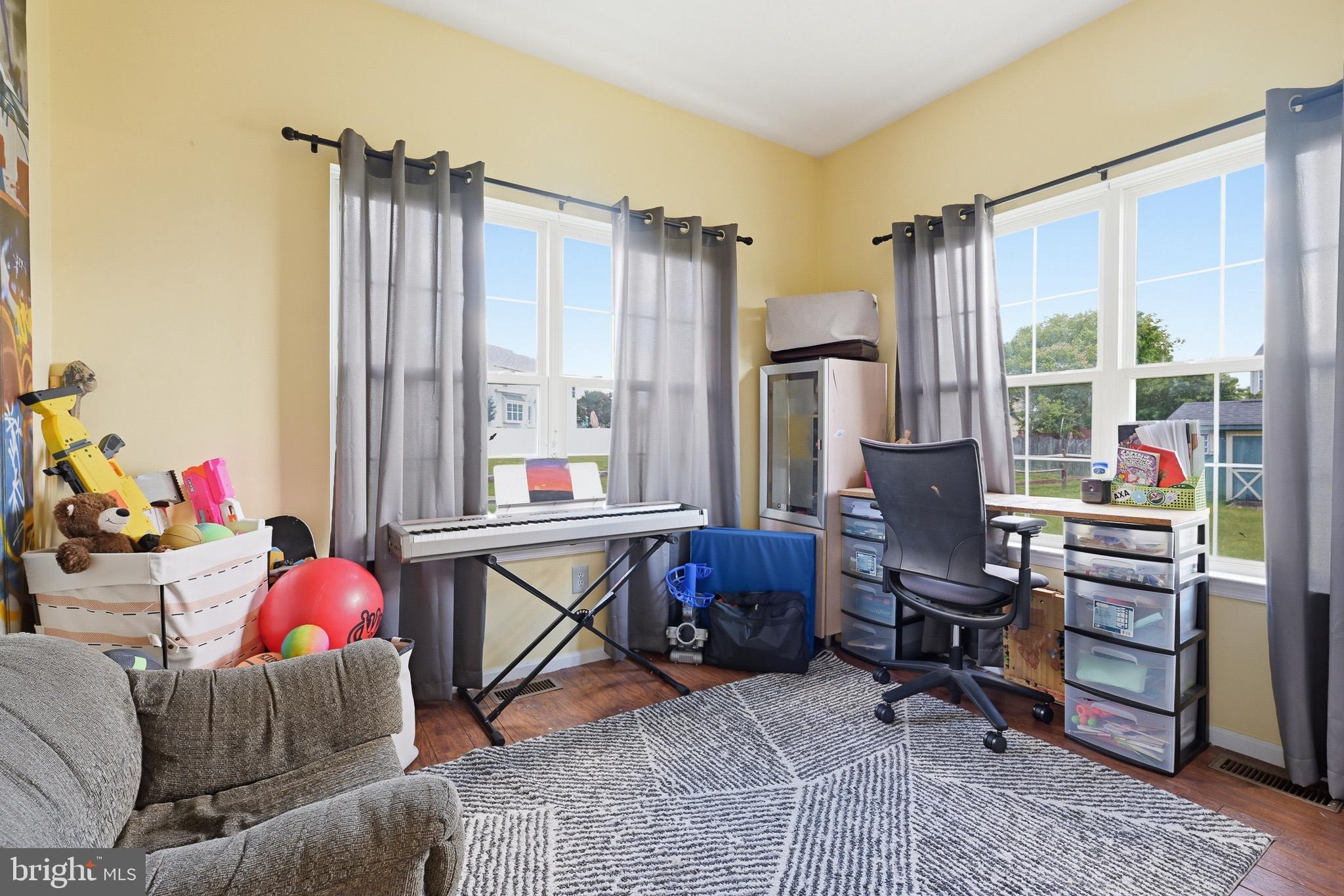 ODESSA CHASE - Residential