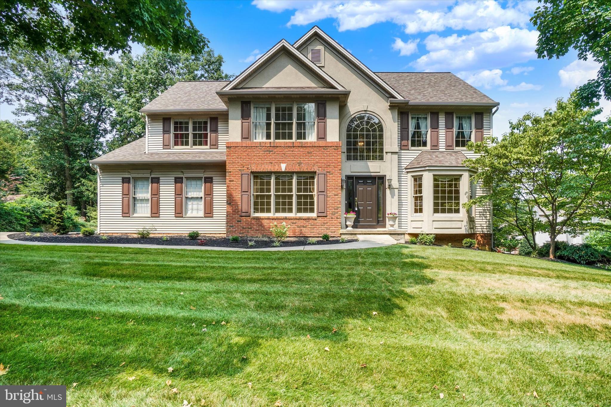 SARAH WOODS - Residential