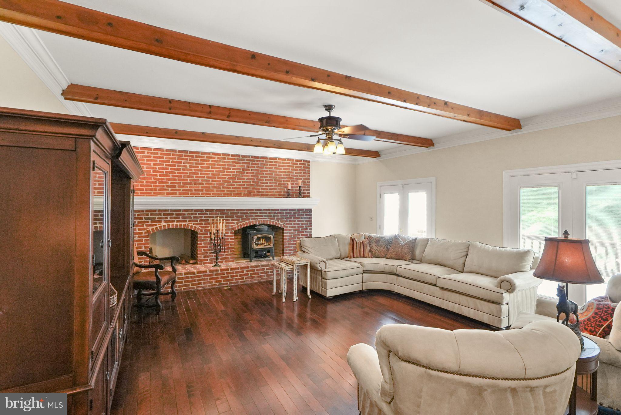 POPES HEAD ESTATES - Residential