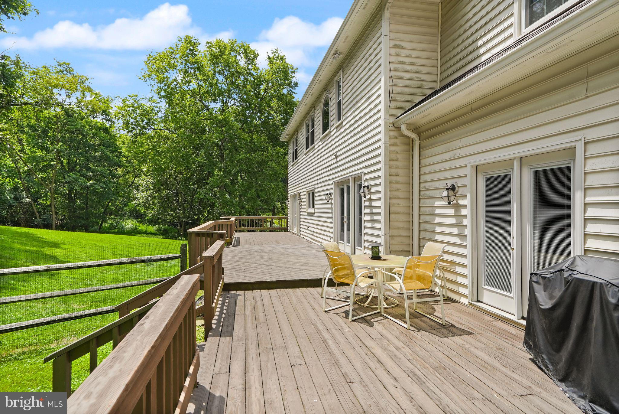 POPES HEAD ESTATES - Residential