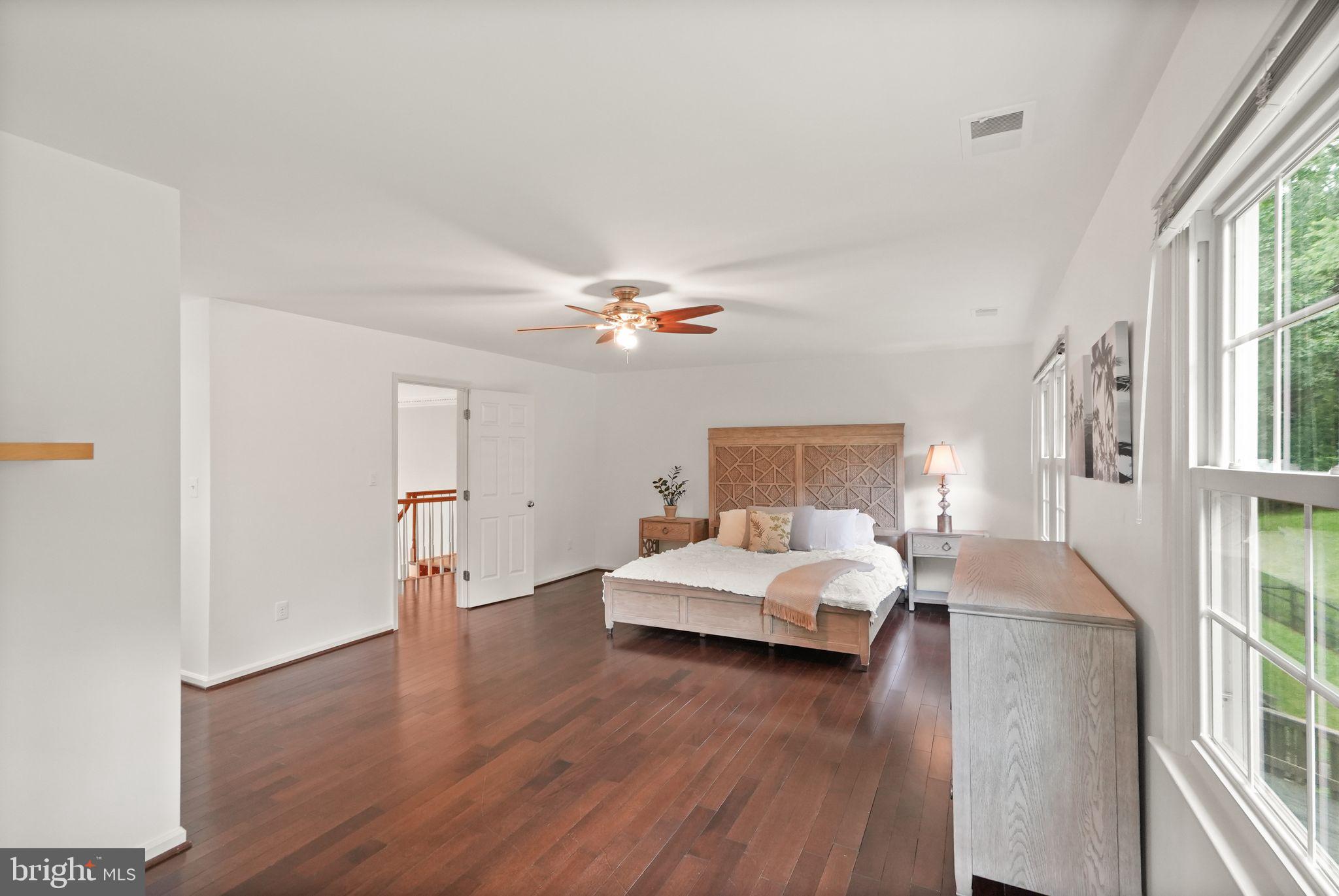 POPES HEAD ESTATES - Residential
