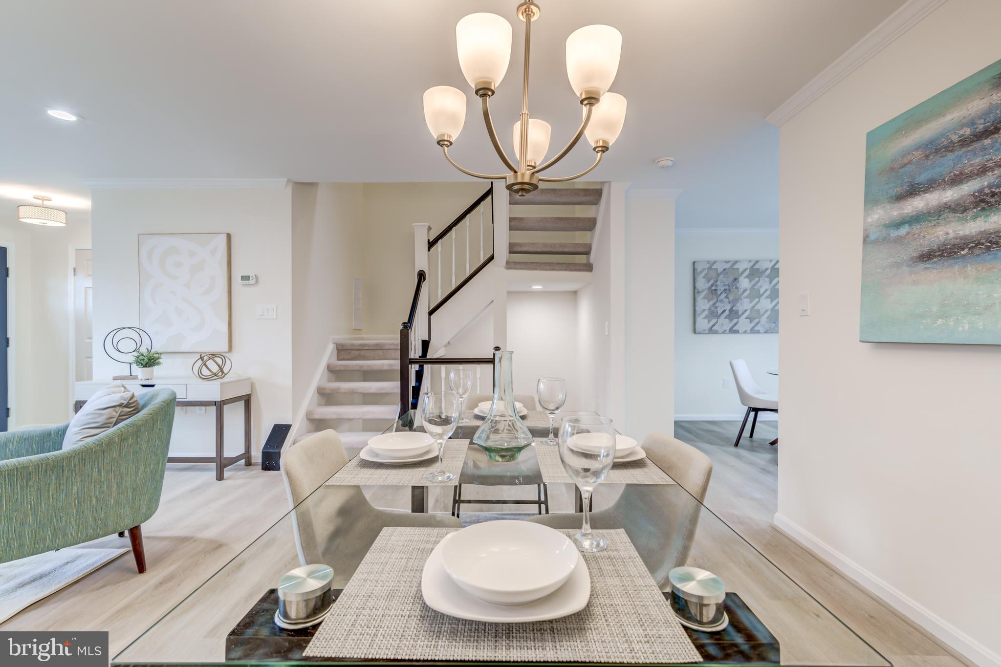 WEST SPRINGFIELD MEWS - Residential