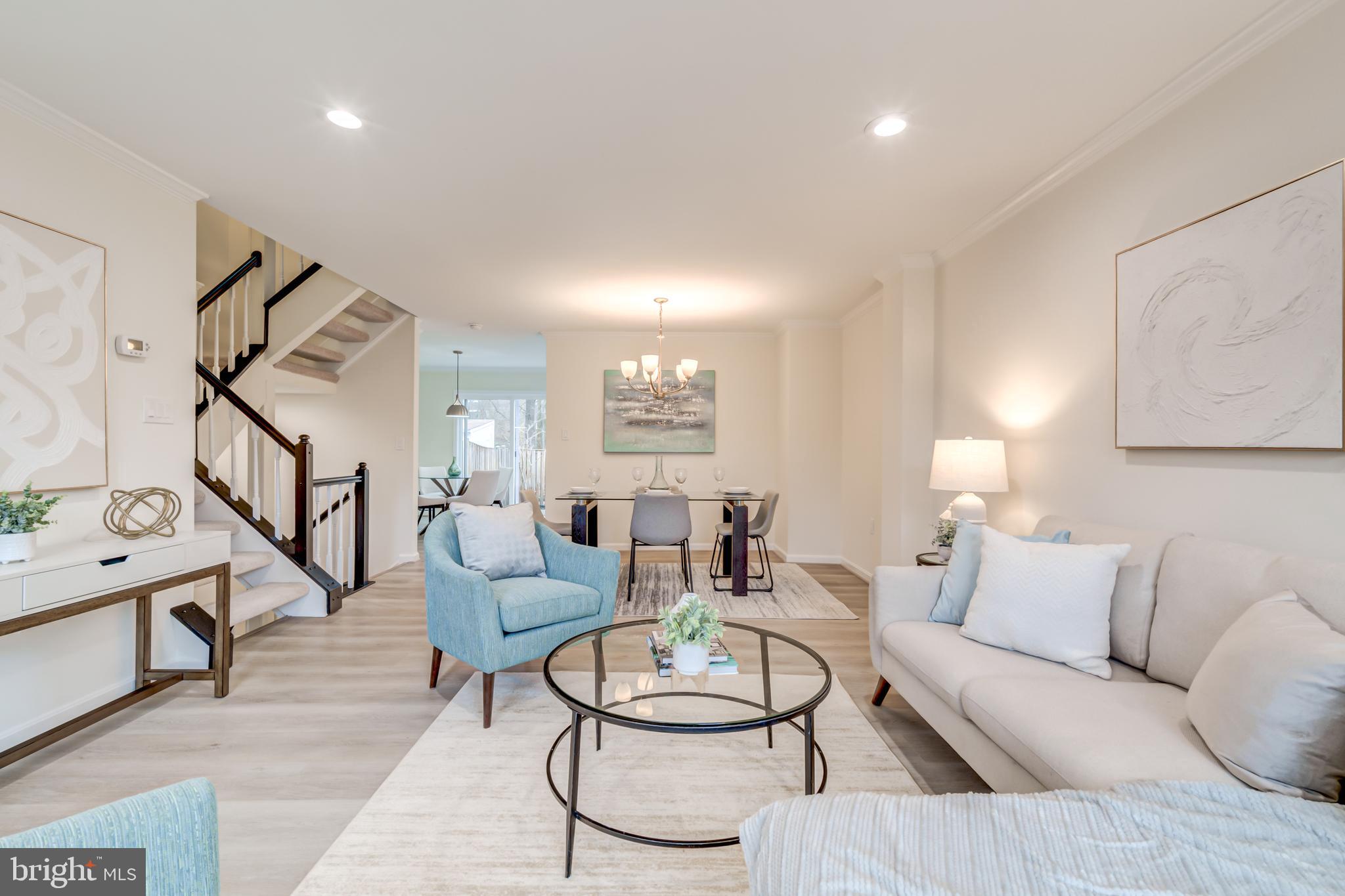 WEST SPRINGFIELD MEWS - Residential