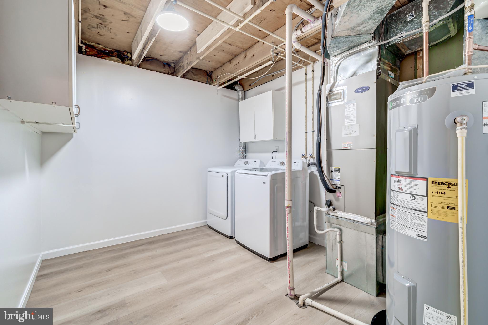 WEST SPRINGFIELD MEWS - Residential