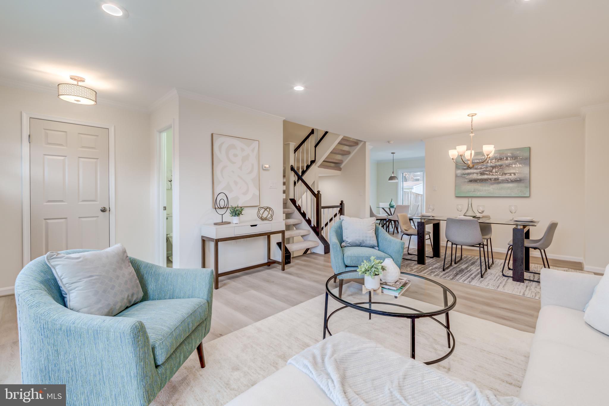 WEST SPRINGFIELD MEWS - Residential