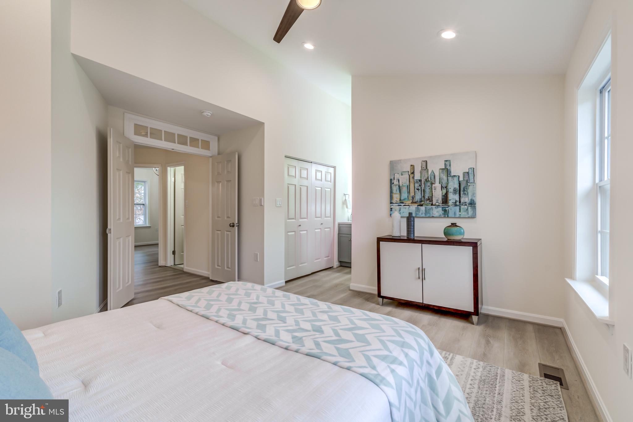 WEST SPRINGFIELD MEWS - Residential