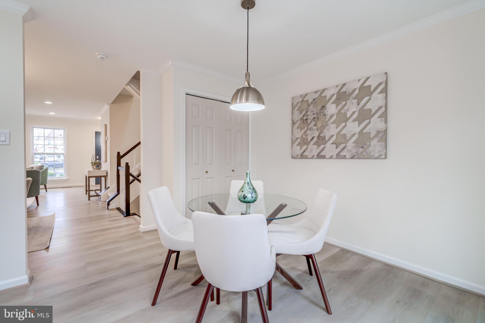 WEST SPRINGFIELD MEWS - Residential
