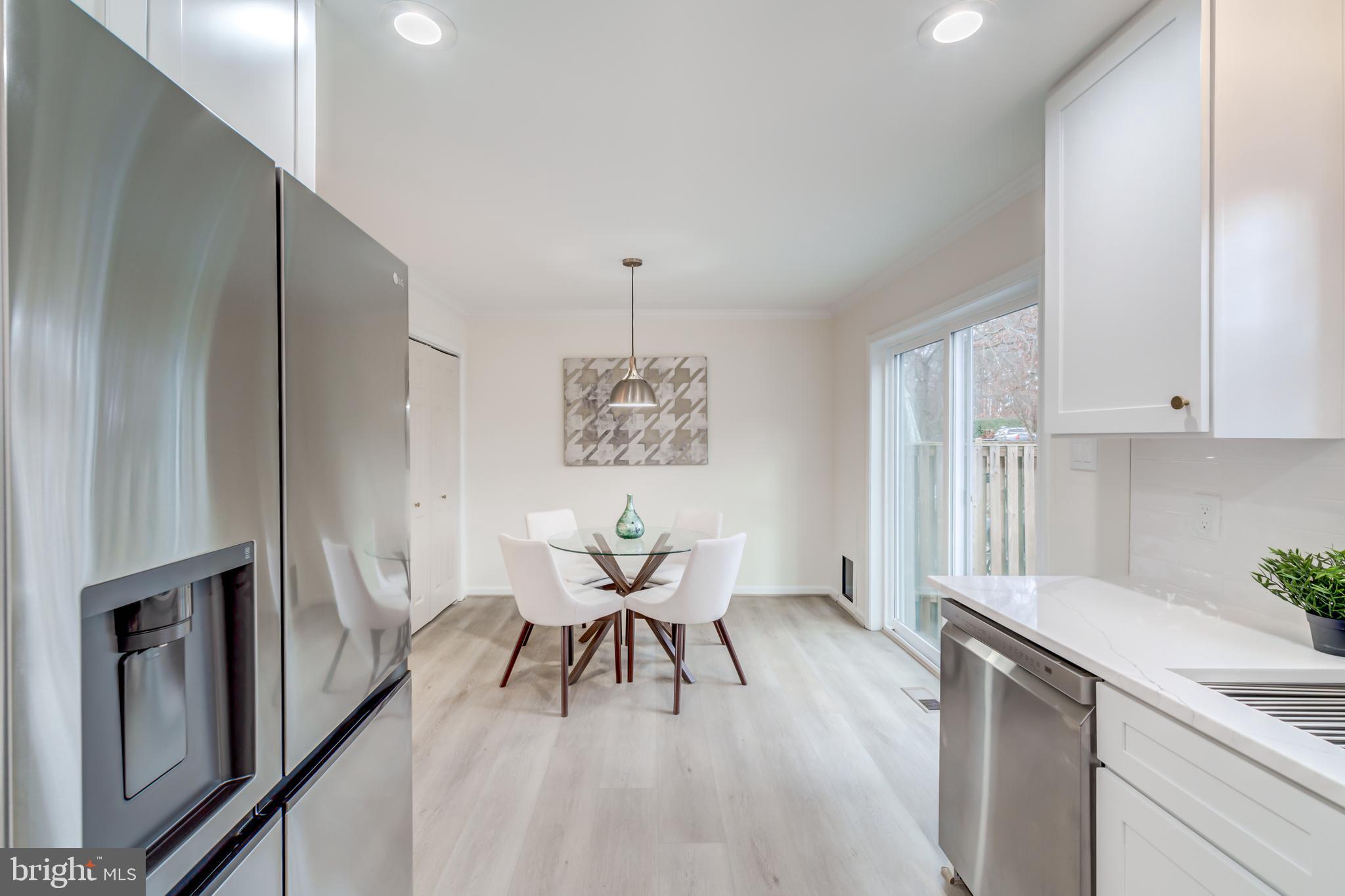 WEST SPRINGFIELD MEWS - Residential