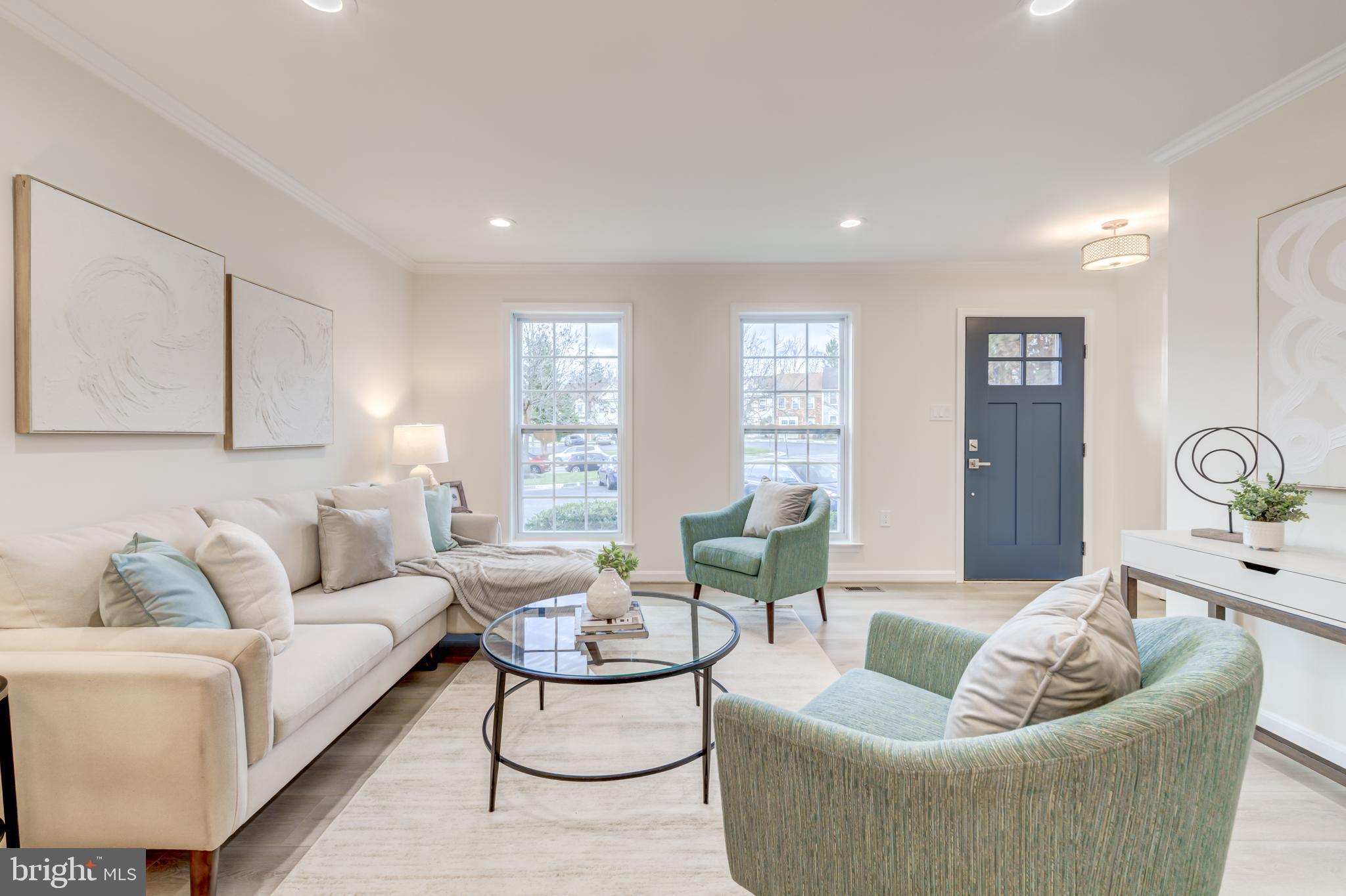 WEST SPRINGFIELD MEWS - Residential