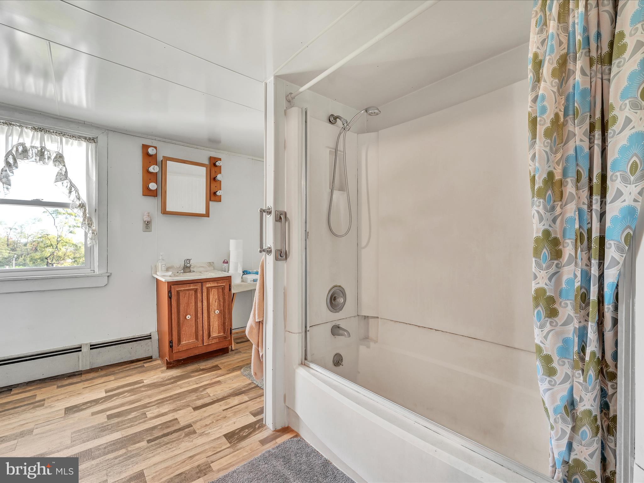 SHREWSBURY BORO - Residential