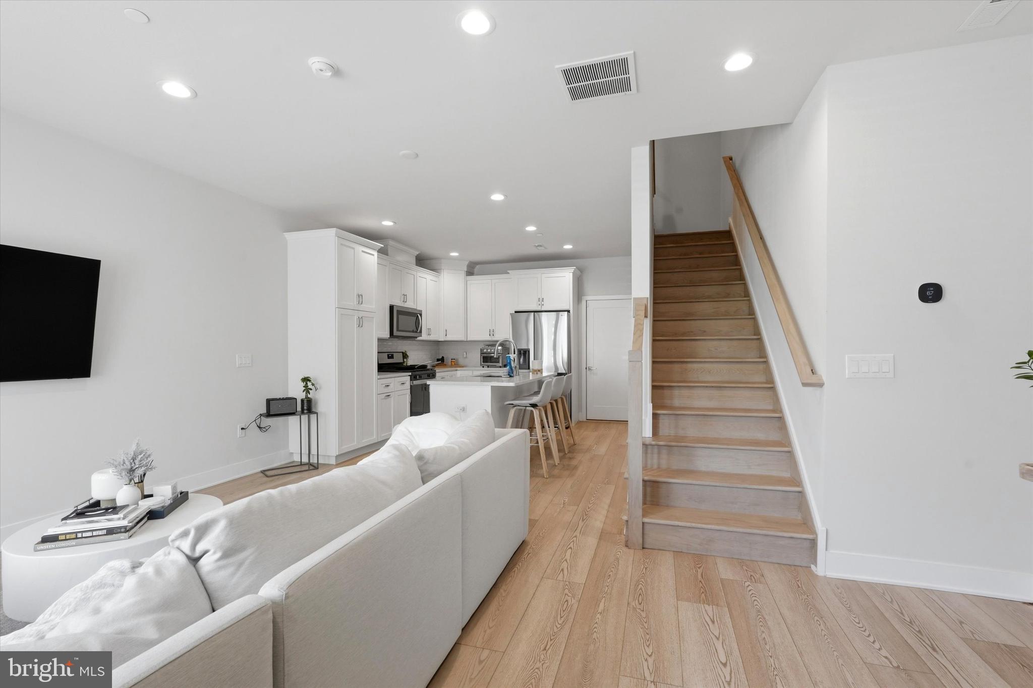 PHILADELPHIA - Residential