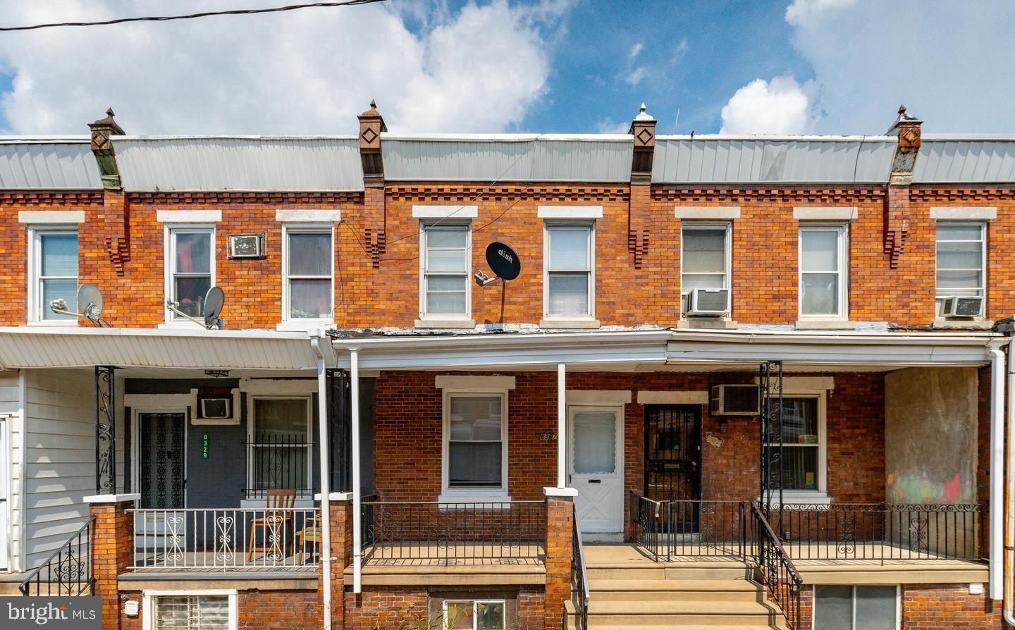 ELMWOOD park 
Opportunity this 2 bed 1 bath porchfront has been rehabbed, excellent for Section 8 .. 
Title is clear to close CASH DEAL ONLY  64k OBO