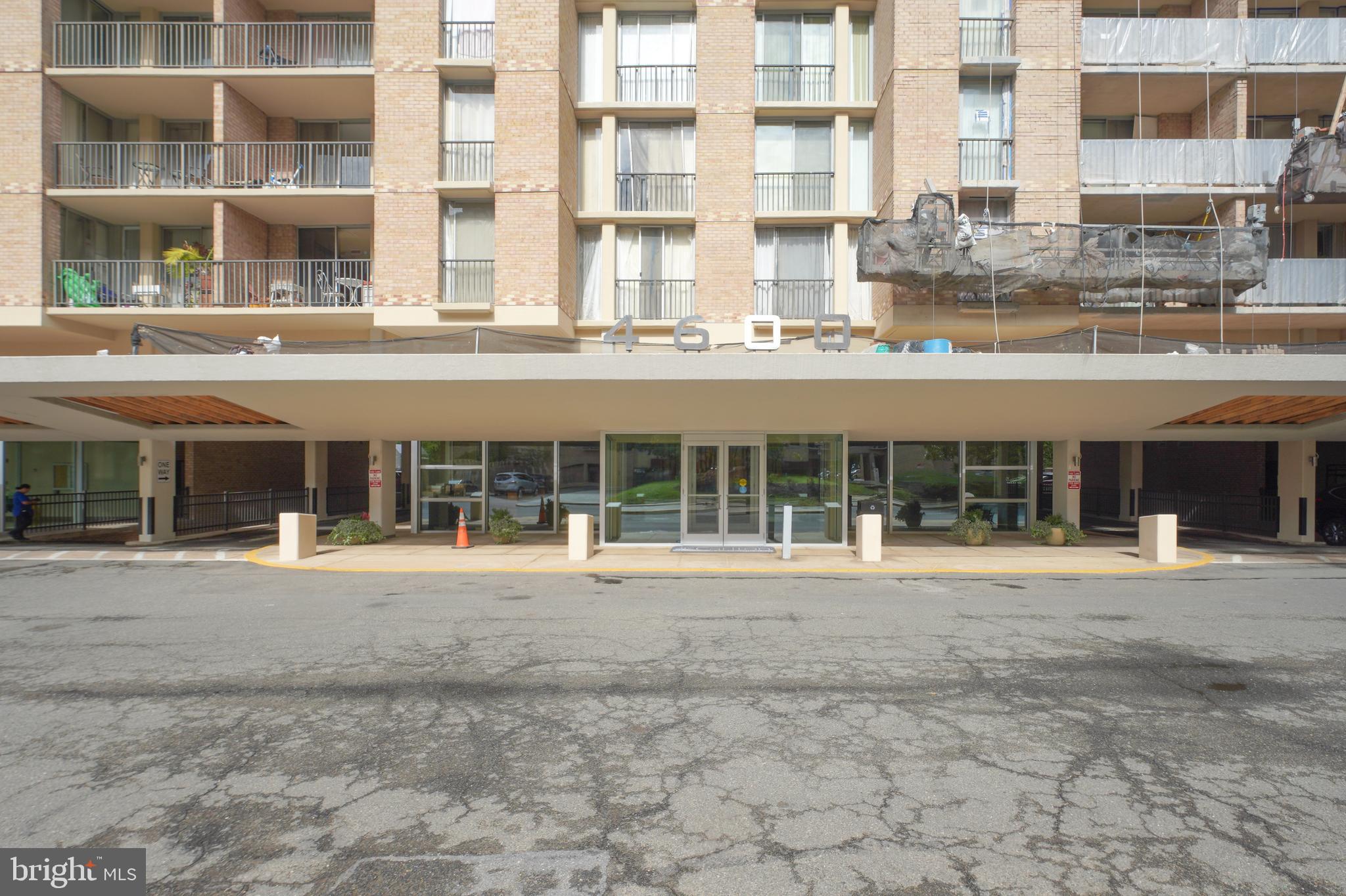 THE CARLTON - Residential