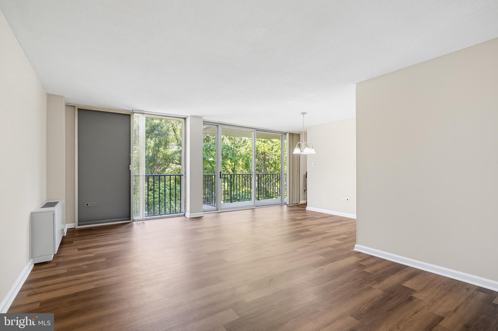 THE CARLTON - Residential