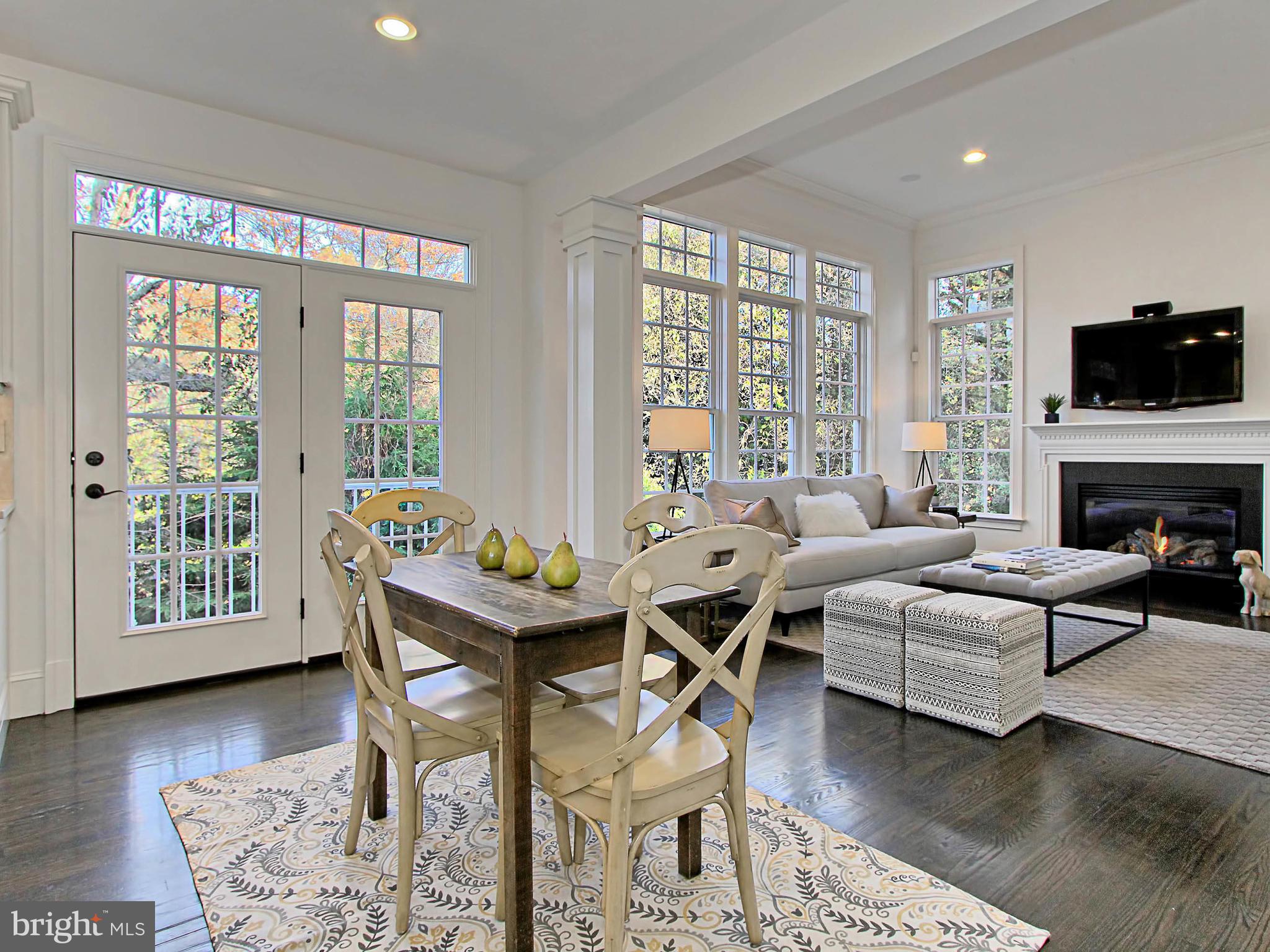 CHESTERBROOK WOODS - Residential