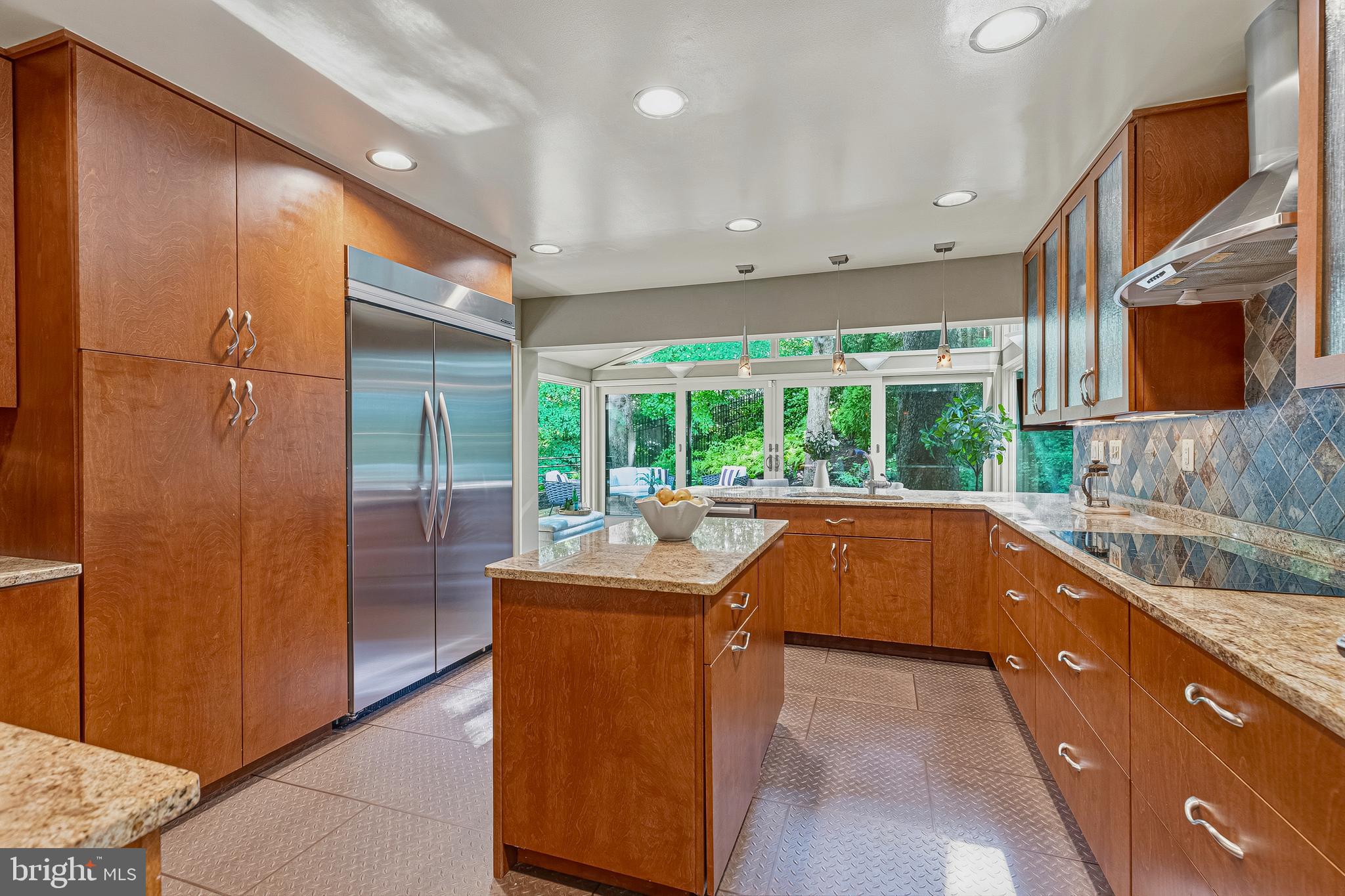FOREST HILLS - Residential
